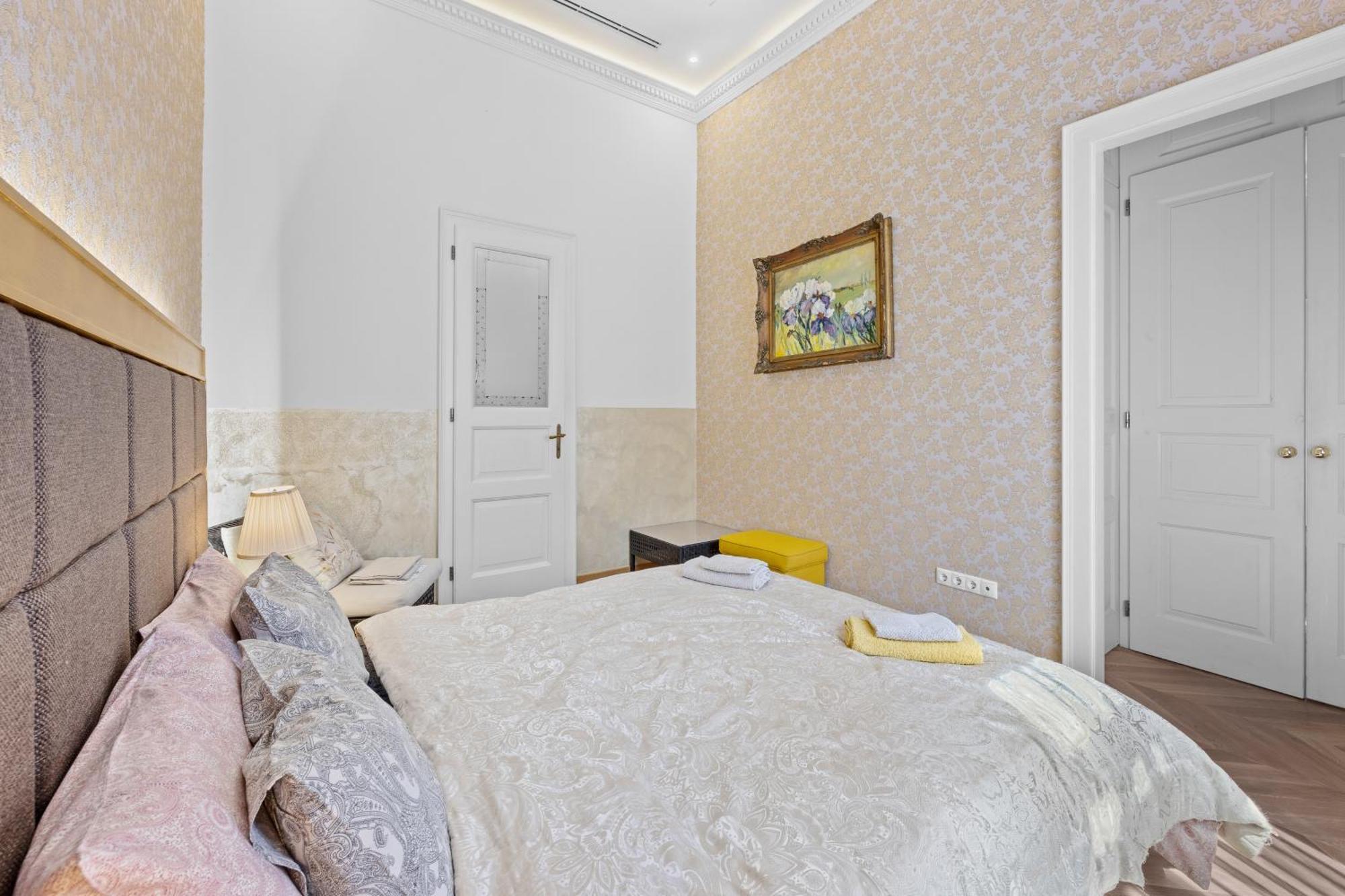 Count Zrinyi Basilica Luxurious Residence บูดาเปสต์ ภายนอก รูปภาพ