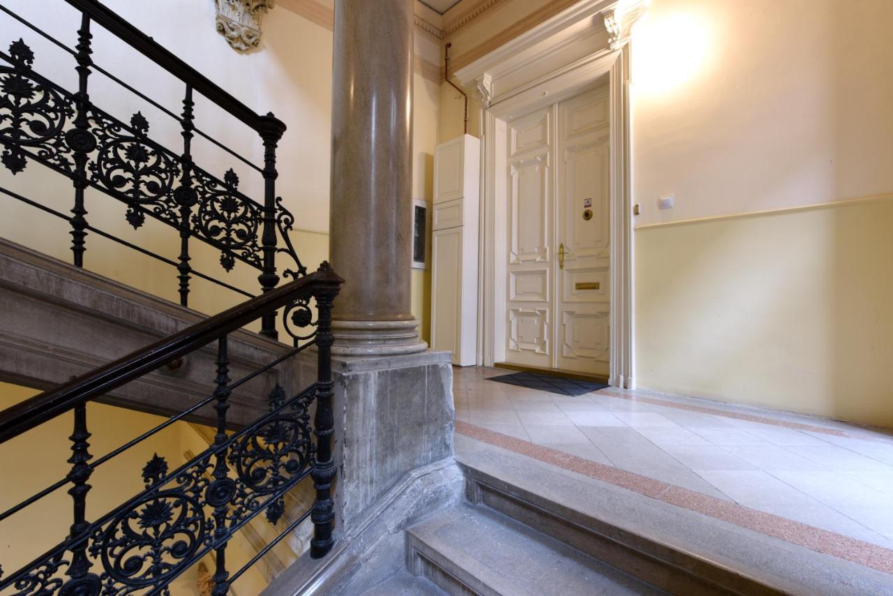 Count Zrinyi Basilica Luxurious Residence บูดาเปสต์ ภายนอก รูปภาพ